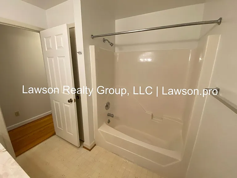 1013 Barrens Village Ln — Photo 26