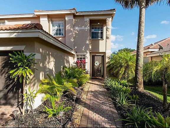 2nd image of 2009 Grey Falcon Cir SW