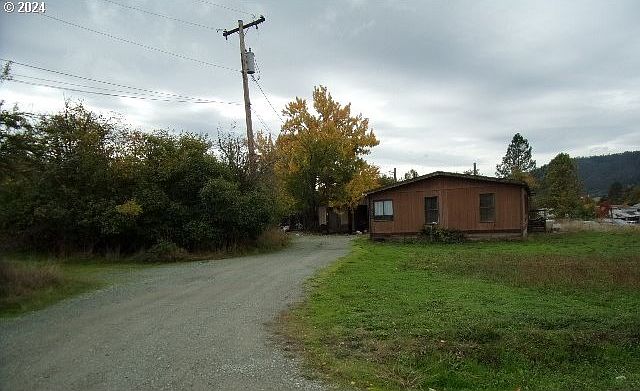 1st image of 252 Carte Ln