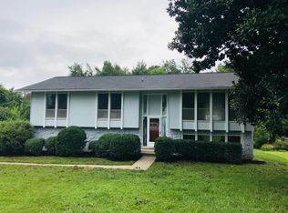 1005 Kevin Rd, Knoxville, TN 37923