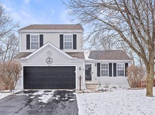 1276 Four Star Dr E, Galloway, OH 43119