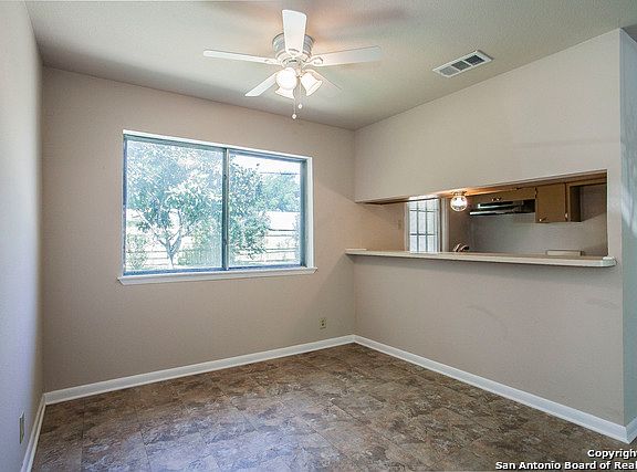5th image of 4151 Landmark Dr