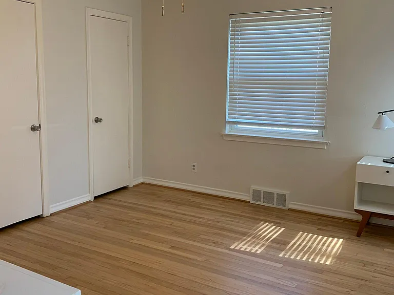 10339 Lake Gardens Dr — Photo 4