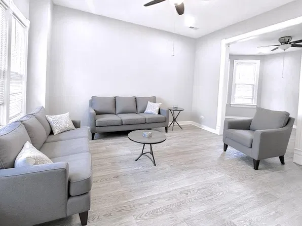 1056 N Central Ave #2, Chicago, IL 60651