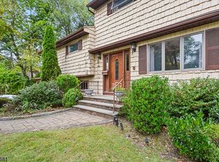 229 Standish Rd, Paramus, NJ 07652