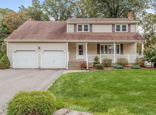 35 Gannet Dr, Southington, CT 06489