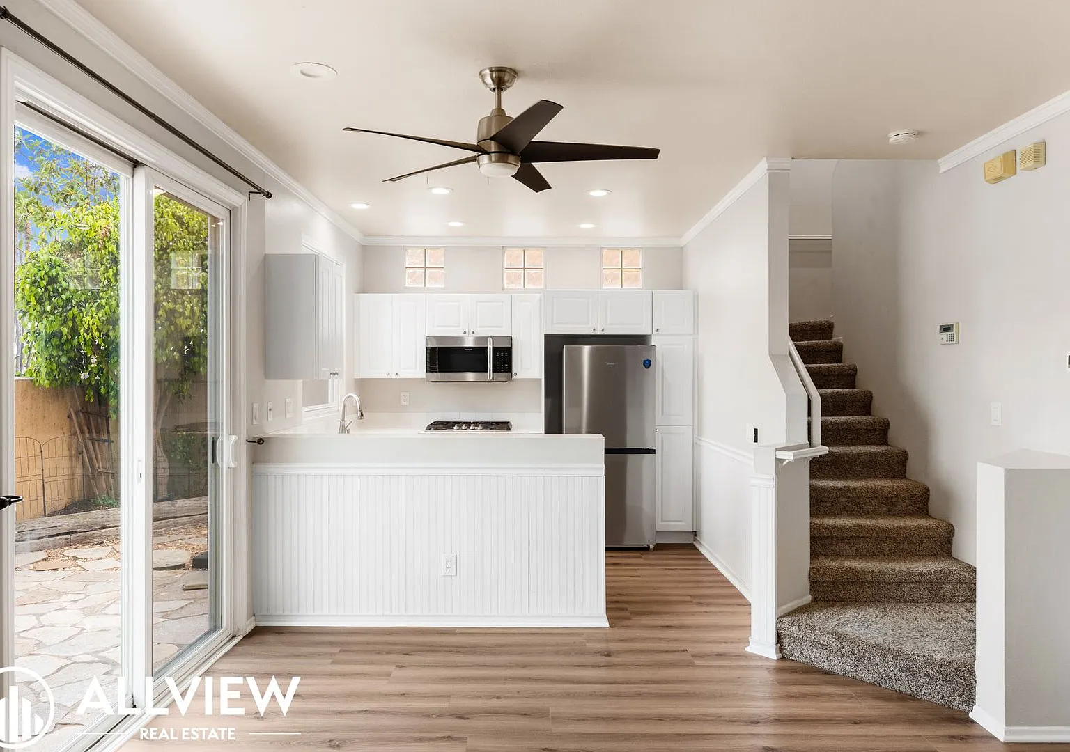 Gorgeous 2 bed/2.5 bath! Located in the highly desired city of Rancho Santa Margarita! — Photo 4