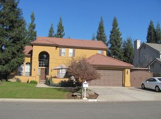 1924 E Desert Island Dr, Fresno, CA