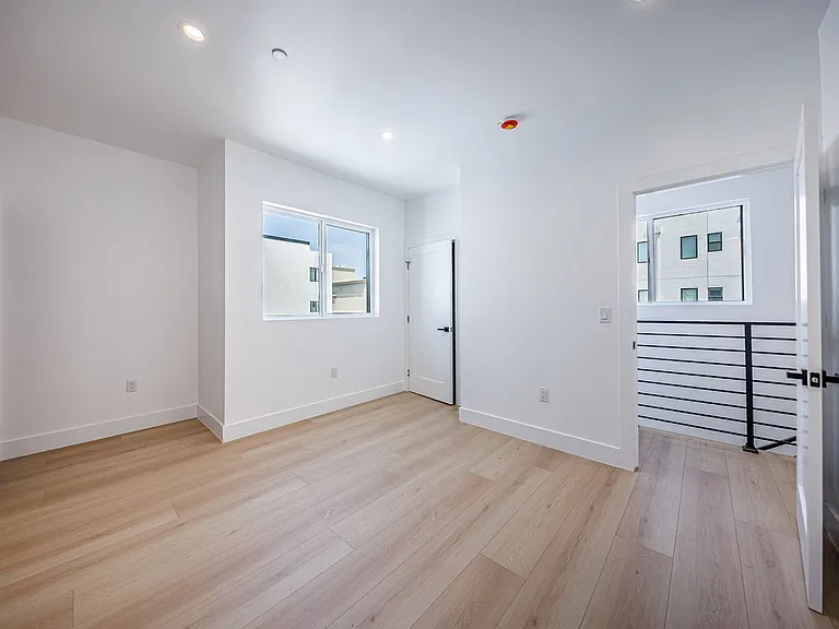 1063 S. Corning St. — Photo 29
