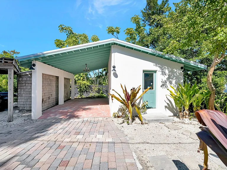 4237 Higel Ave — Photo 8