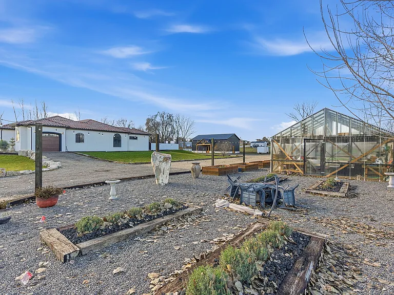 14555 Simplicity Ln — Photo 34