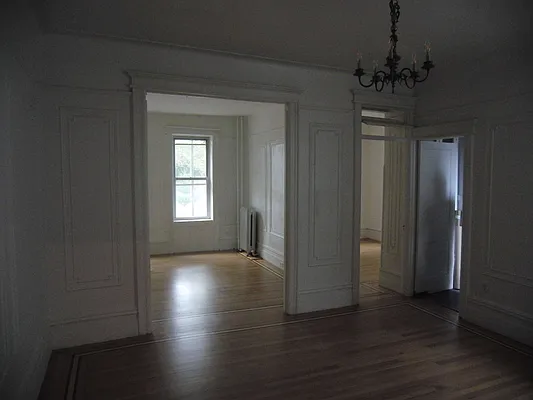 Sold by Sorensens Parkview Terrace Real Estate Inc | media 19