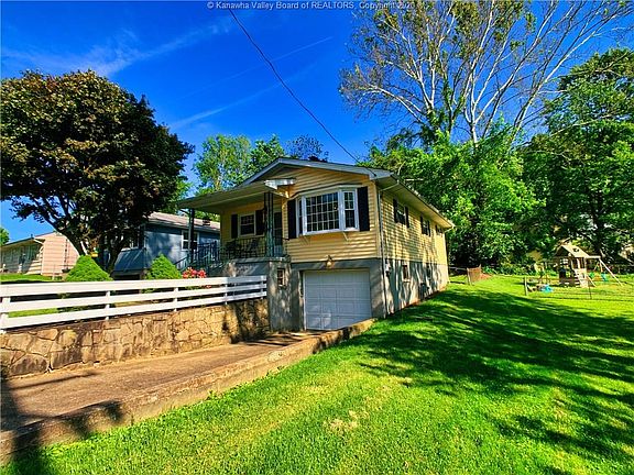 2nd image of 264 Staunton Ave SW