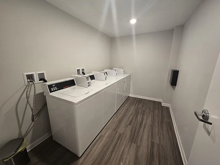 4408 Pearl Rd #4 — Photo 4