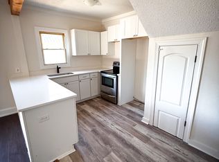 208 W 2nd St, Lexington, NC 27292