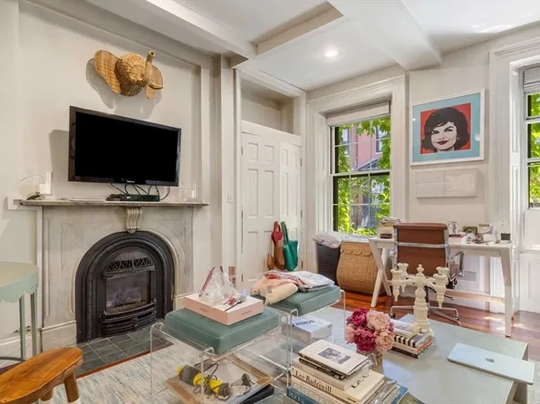 53 Hancock St APT 5, Boston, MA 02114