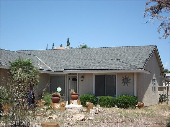 2nd image of 5828 Santa Catalina Ave