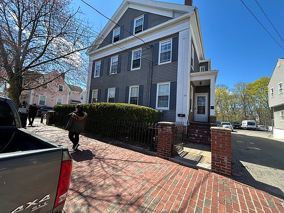 Front of house with separate entrance to your apartment