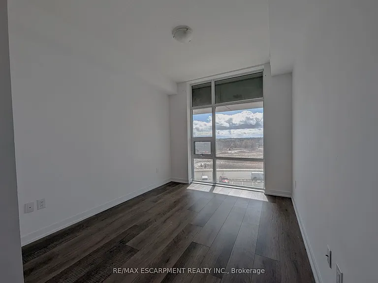 450 Dundas St E #434 — Photo 6