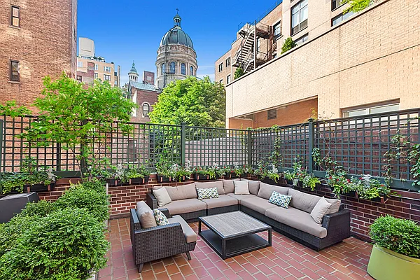 Rented by Corcoran | media 20