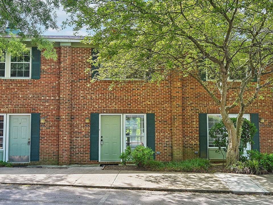 1st image of 120 Friar Ln