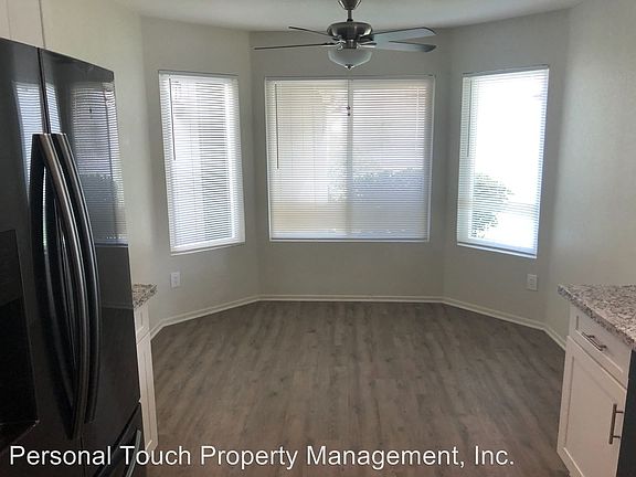 3rd image of 858 Tucson Ct