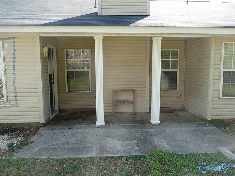 139 Brass Oak Dr — Photo 6