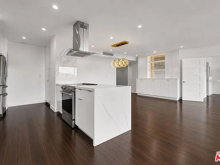 865 Comstock Ave #16C — Photo 10