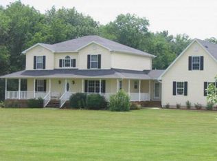 20601 N Rangeline Rd, Centralia, MO 65240