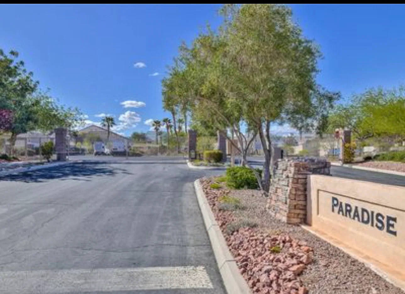 2 bed, 1182 sqft, $1,700 — Photo 2