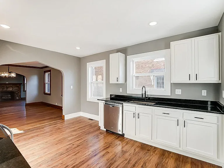 2029 Wanda Ave #1 — Photo 12