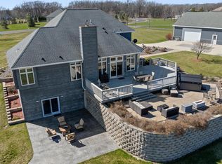 28818 Way Mar Ln, Burlington, WI 53105