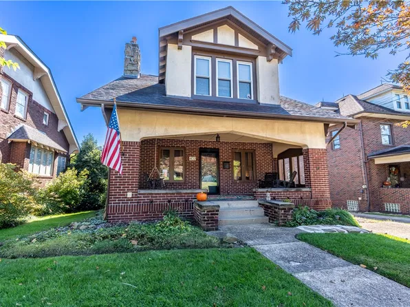 402 E 11th Ave, Tarentum, PA 15084