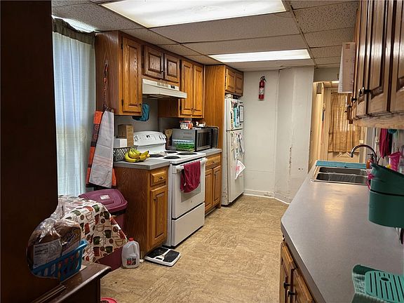 3rd image of 56 River St