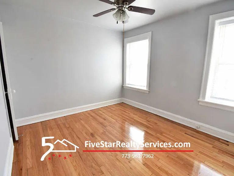 3434 W Irving Park Rd #15 — Photo 5