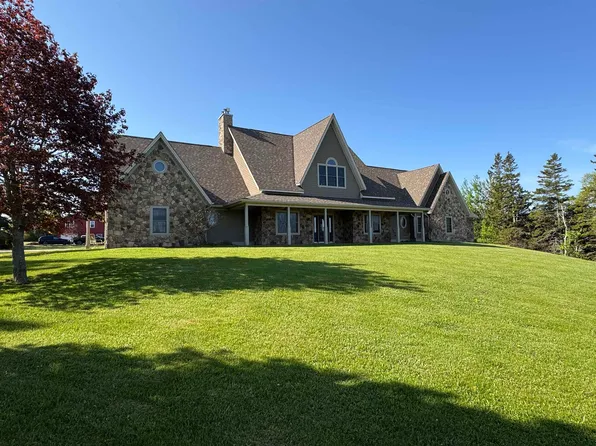 11125 Route 6, Clinton, PE C0B 1M0