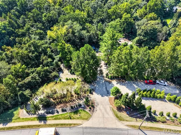 16450 Clayton Rd, Ballwin, MO 63011