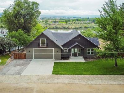 26249 Riverview Rd, Wilder, ID, 83676