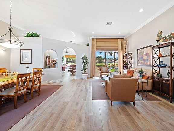 4th image of 2514 Golf View Drive