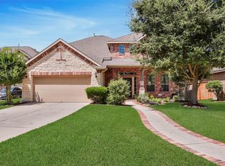 12111 Cove Harbor Ln, Cypress, TX 77433