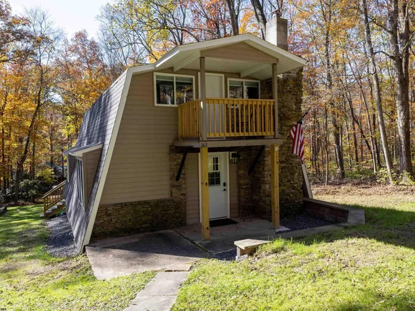 163 Sandy Acres Dr, Bruceton Mills, WV 26525