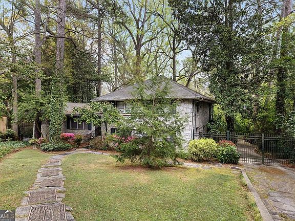 2nd image of 747 Lullwater Rd NE