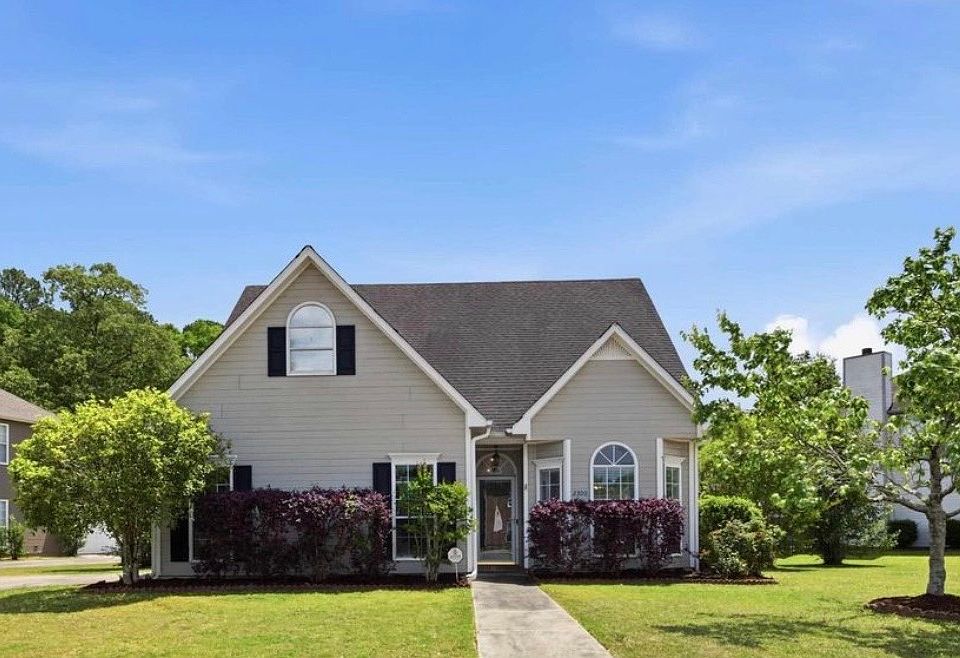 1st image of 2300 Amberley Woods Trce