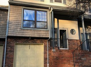 4604 Stonehedge Rd, Edison, NJ 08820