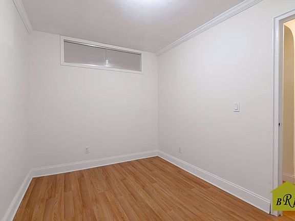 3rd image of 8842 20th Ave
