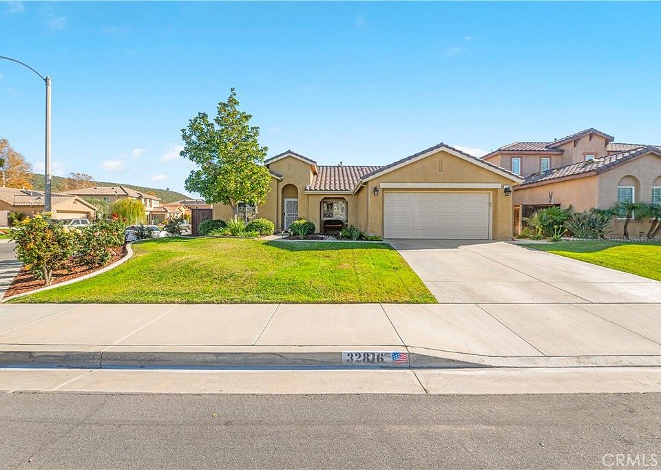 1st image of 32816 Autumn Wood Cir