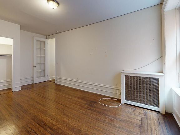 2nd image of 1351 Saint Nicholas Ave #25