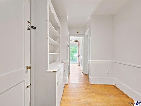 4th image of 114 Brockington St