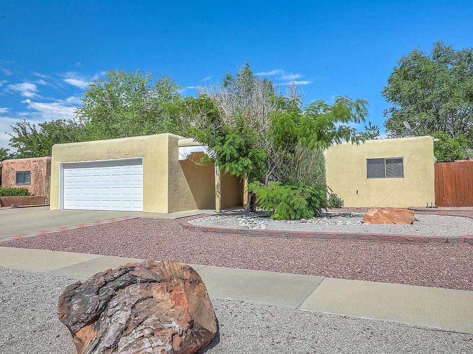 1st image of 5404 Valle Vista Dr NW