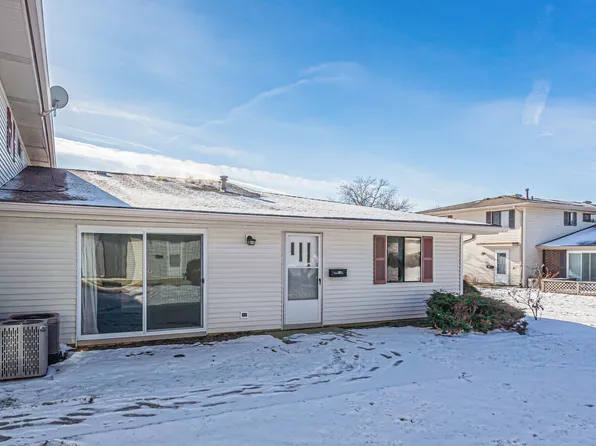 236 Whidah Ct #236, Schaumburg, IL 60194